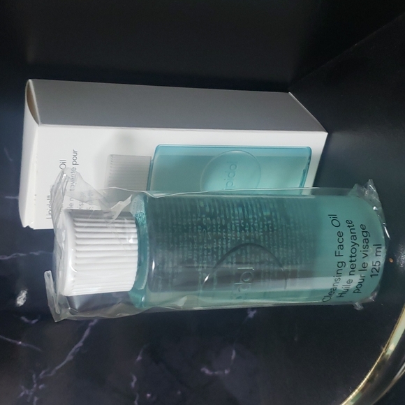 Lipidol Clensing Face Oil 125ml - Picture 3 of 5